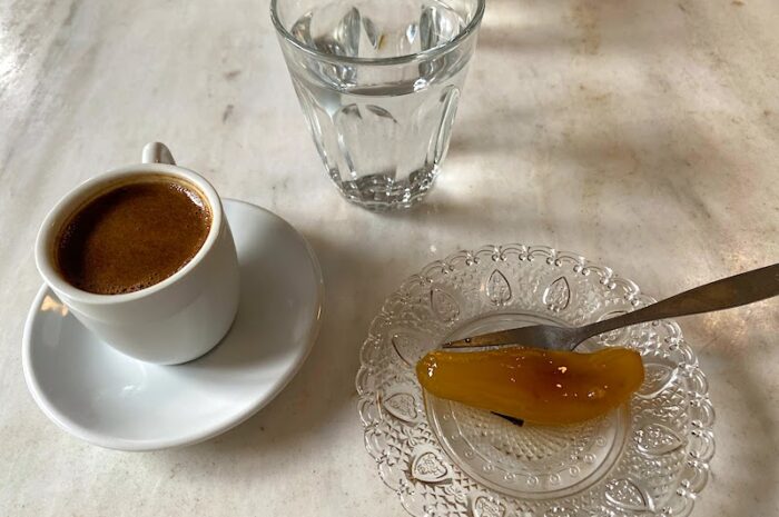 How to Enjoy Coffee Like a Greek