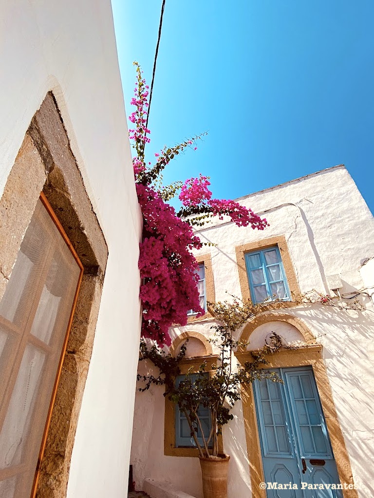 How To Pick The Greek Island That's Perfect For You